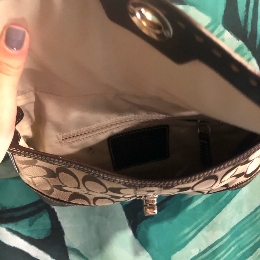 Small Coach Purse! - Picture 4 of 5